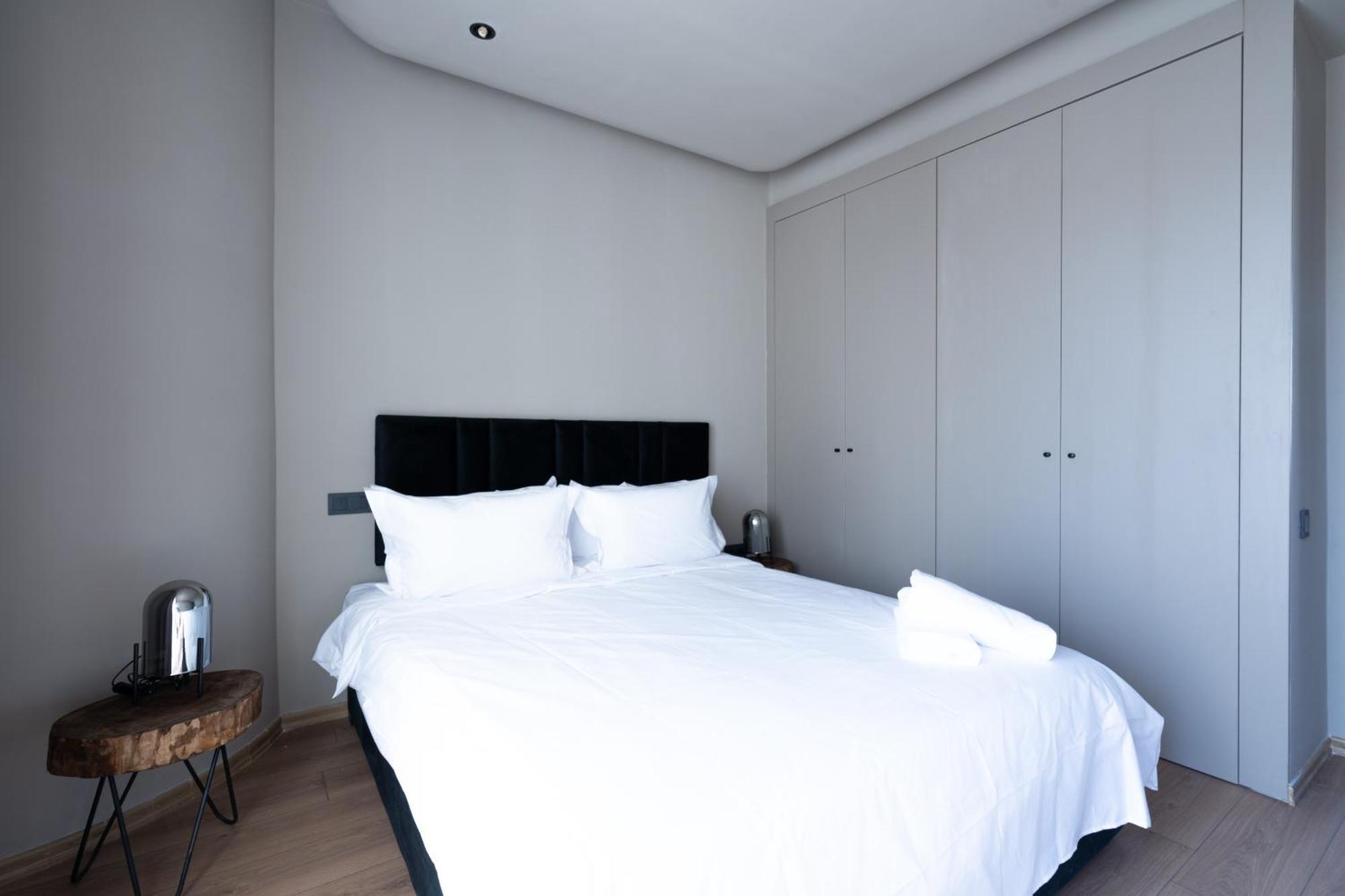 Twenty Six Anfa Luxury Residence By Shortstaycasa-Central-Parking Casablanca Exterior foto