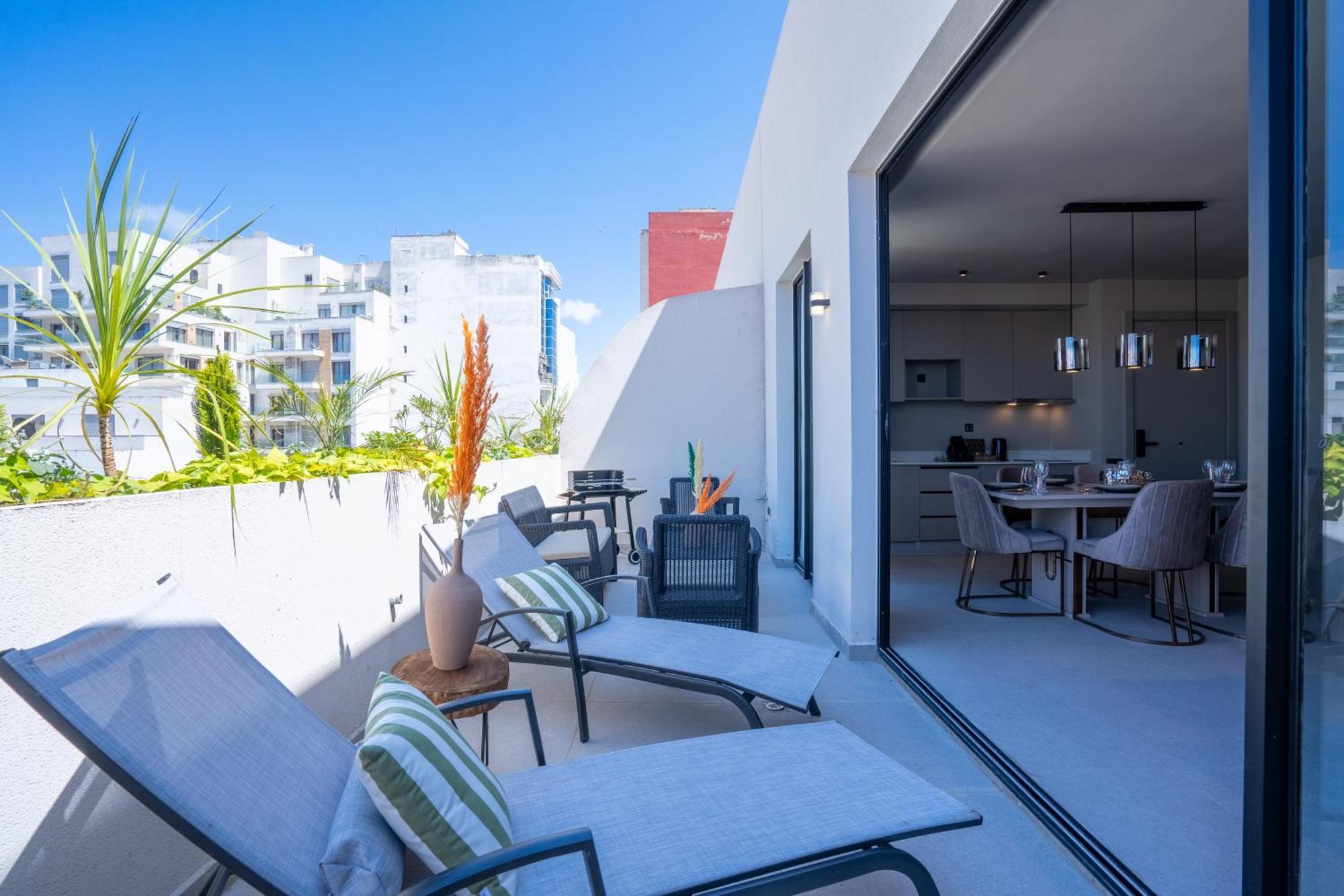 Twenty Six Anfa Luxury Residence By Shortstaycasa-Central-Parking Casablanca Exterior foto